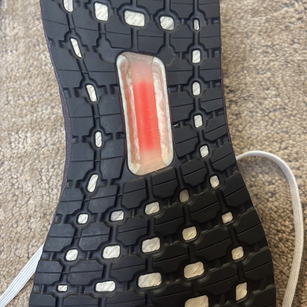 adidas ultra boosts space limited edition - Picture 4 of 4
